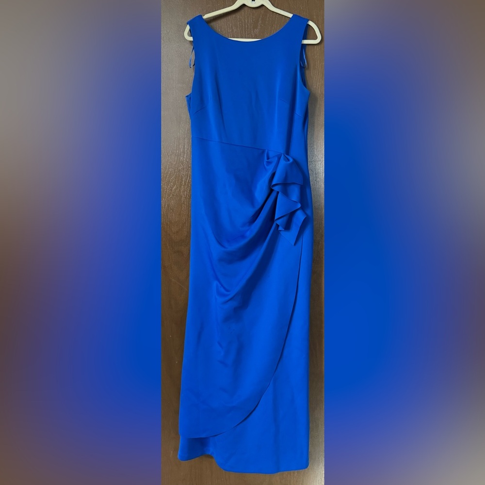 Evening gown Jessica Howard . Worn for make a wish Galla size 16